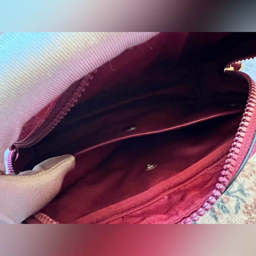 Coach Horse & Carriage Cosmetic Toiletries Pouch - Picture 11 of 12